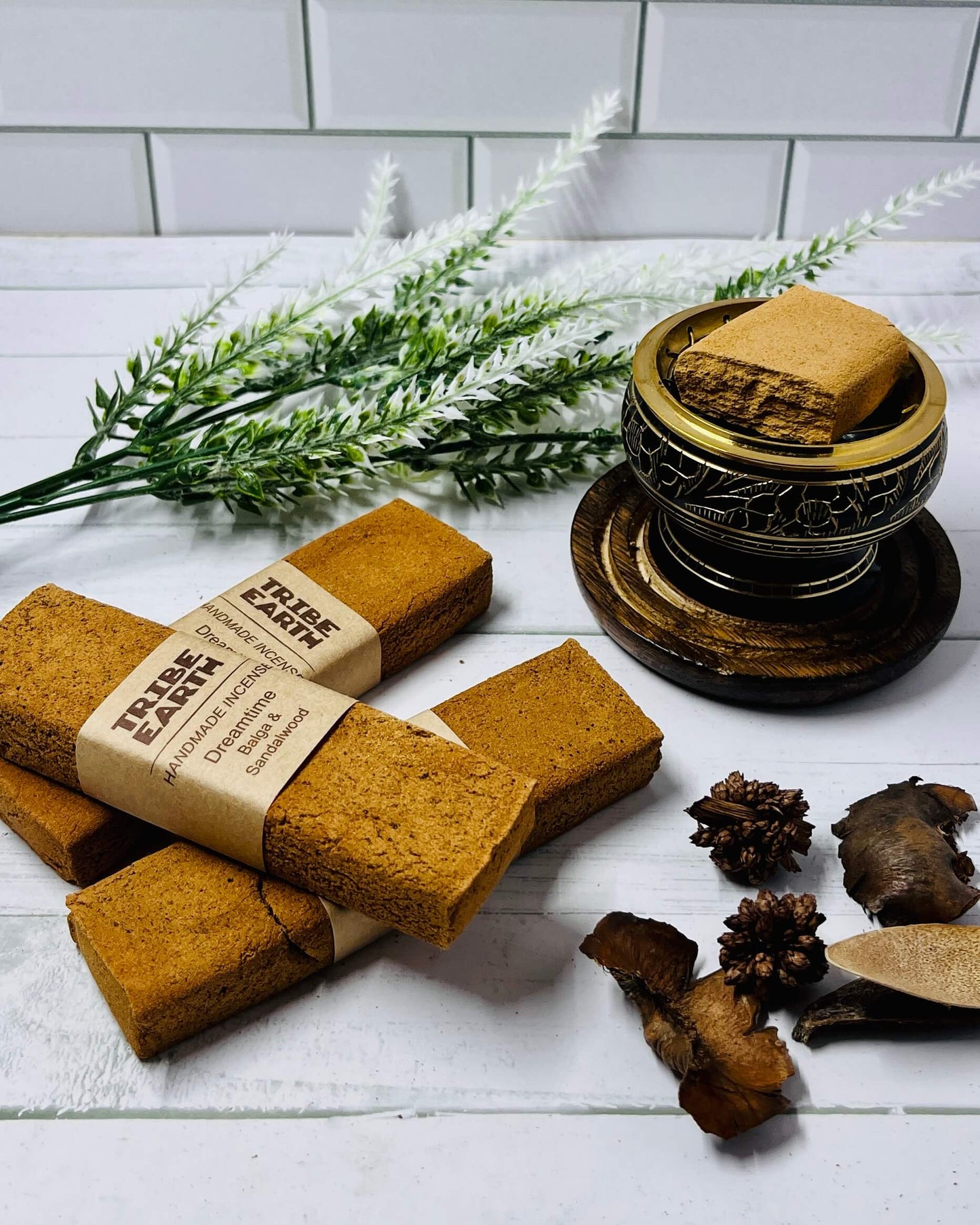 Tribe Earth DREAMTIME Sandalwood & Balga Incense Plank