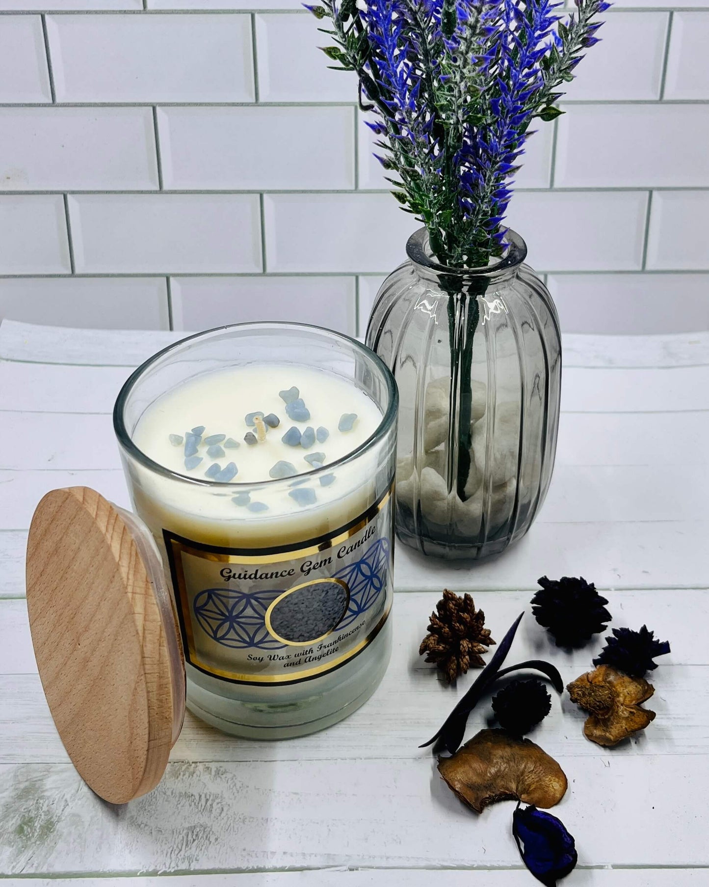 Harmonia FRANKINCENSE Soy Wax Gemstone Candle - Angelite Guidance