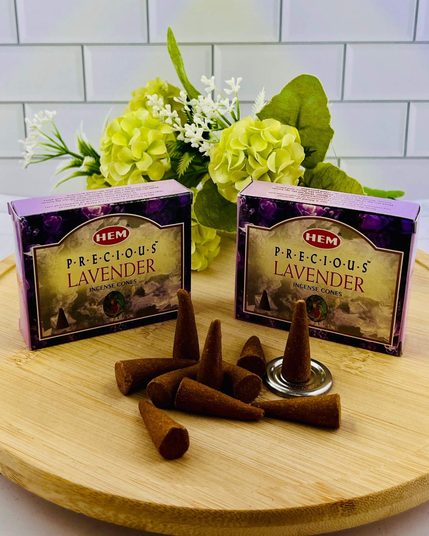 HEM Precious Lavender Cones