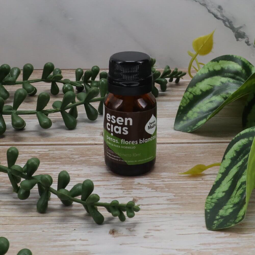 Sagrada Madre PEARS & WHITE FLOWERS Aromatic Essence Oil 10ml