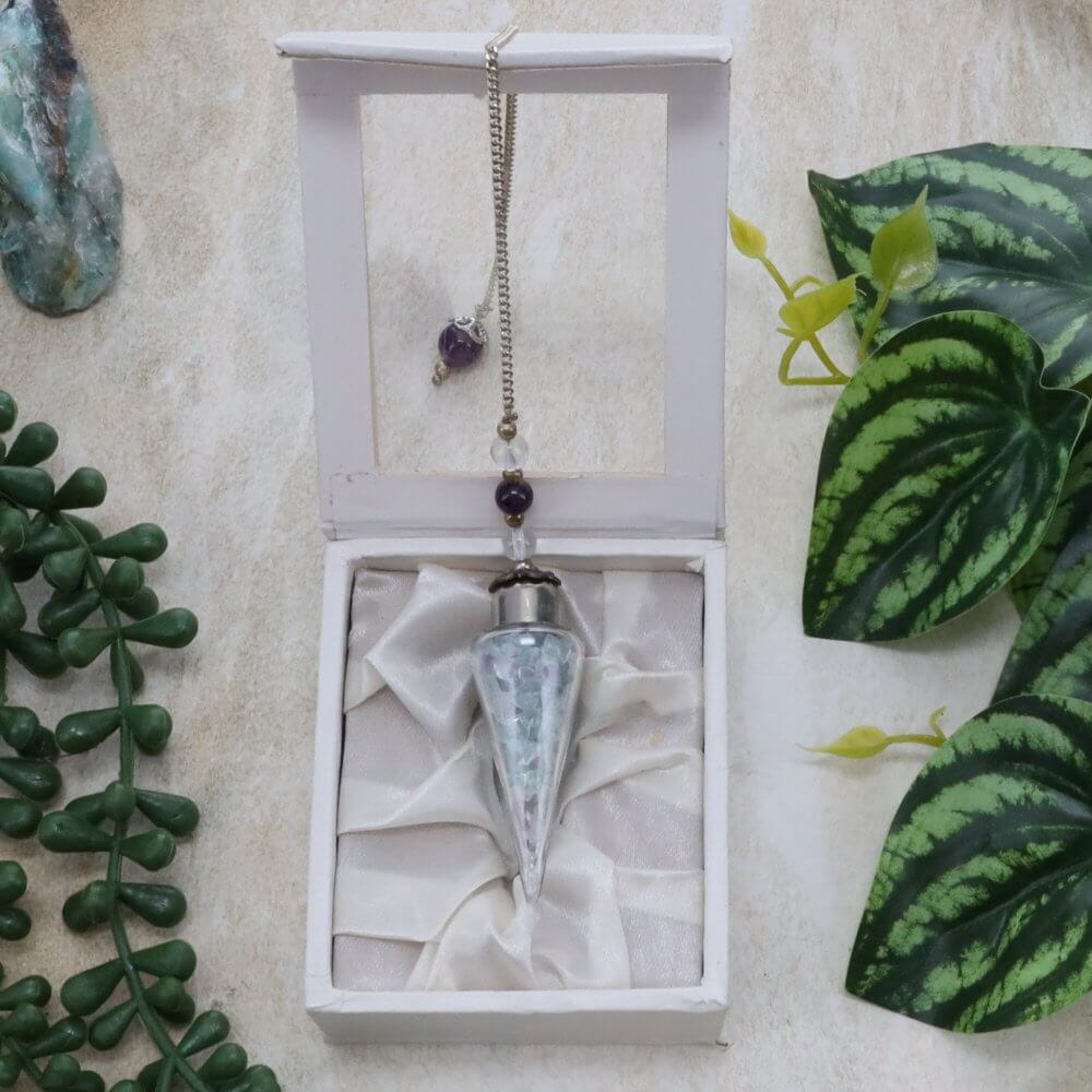 Fluorite Chips Glass Teardrop Pendulum