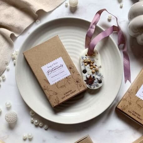 Botanical Aromatherapy Scented Soy Wax Tablet WILD BERRRY CASSIS