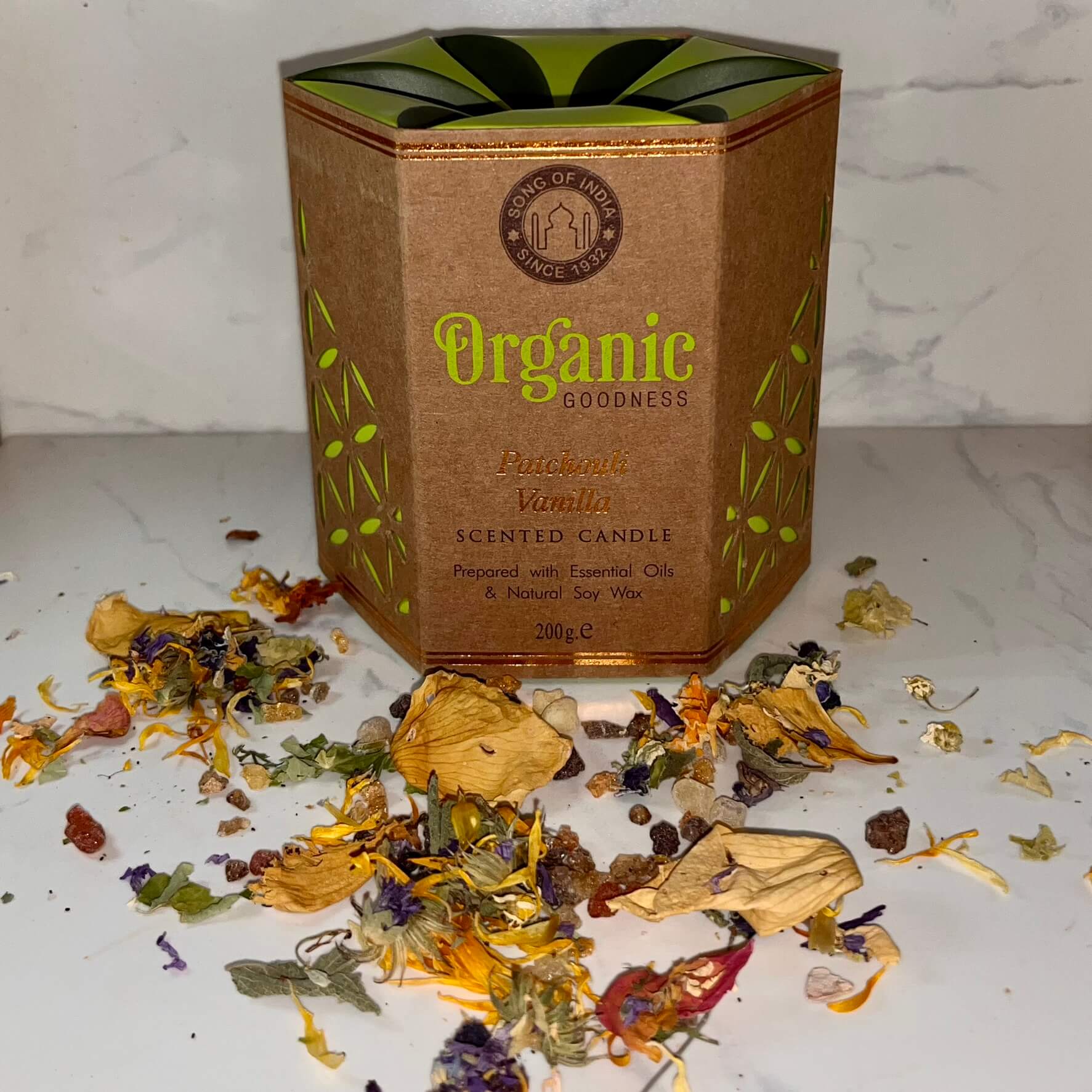 Organic Goodness Soy Candle PATCHOULI VANILLA in Amber Glass Jar