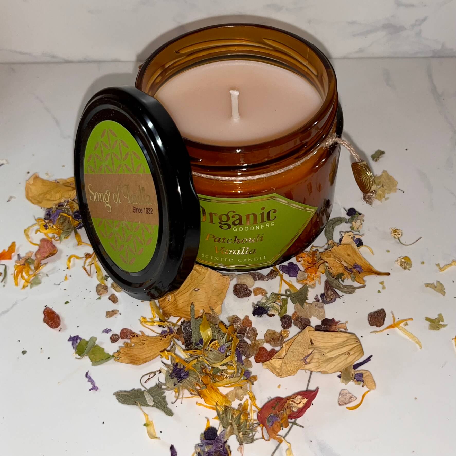 Organic Goodness Soy Candle PATCHOULI VANILLA in Amber Glass Jar