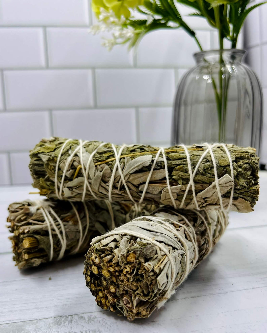 White Sage and Mugwort smudge stick 10cm