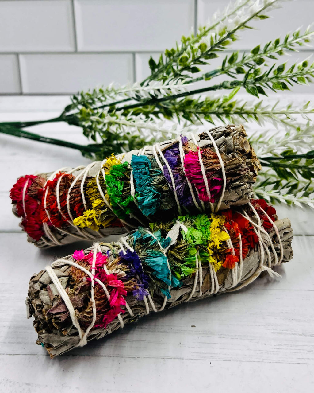 Chakra Flower White Sage smudge stick 10cm
