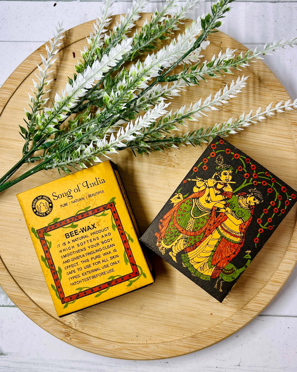 Natural Beeswax Cake 100g