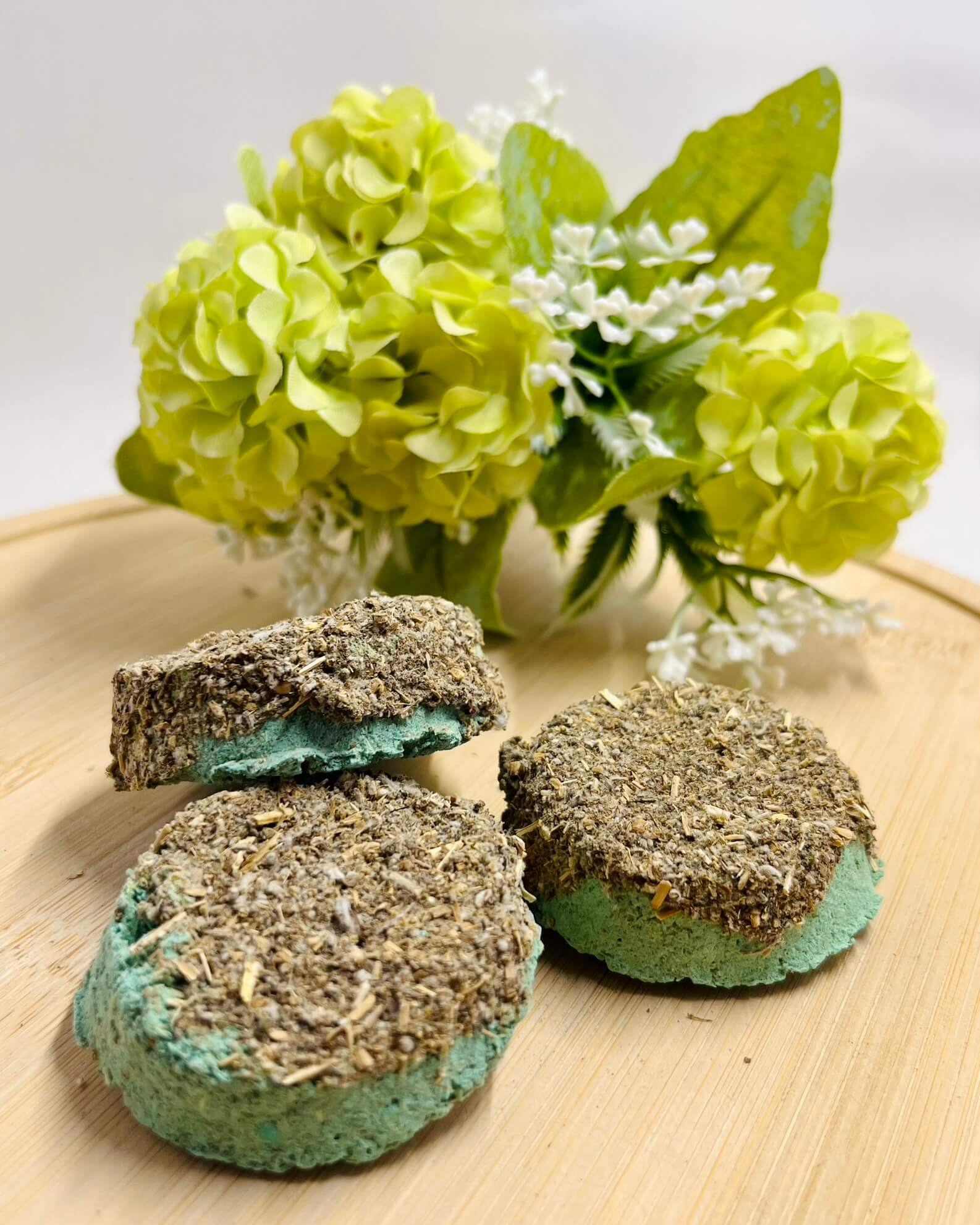 Sagrada Madre Charcoal Discs WHITE SAGE