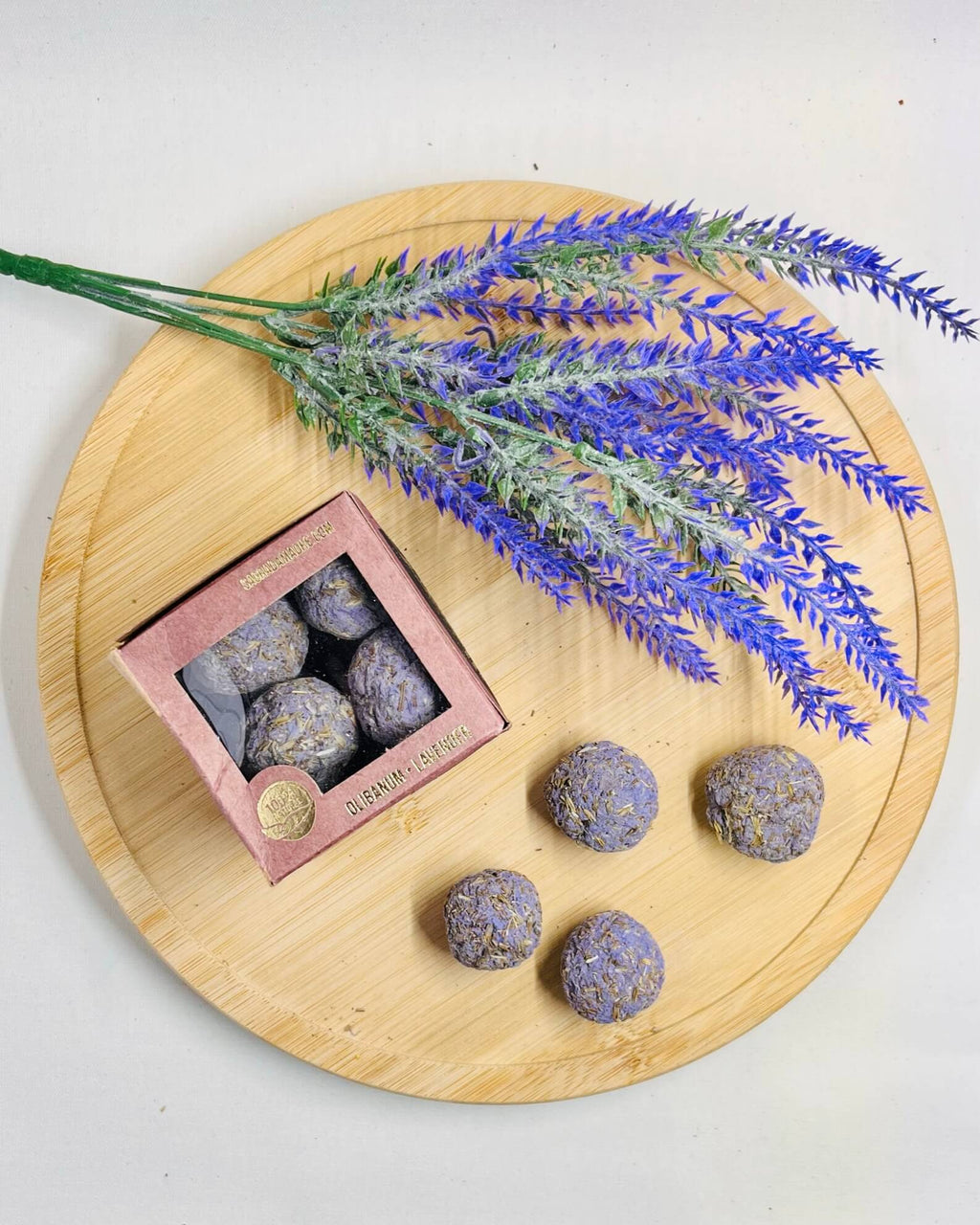Sagrada Madre Premium Smudge Ball Bomb FRANKINCENSE & LAVENDER 8pc