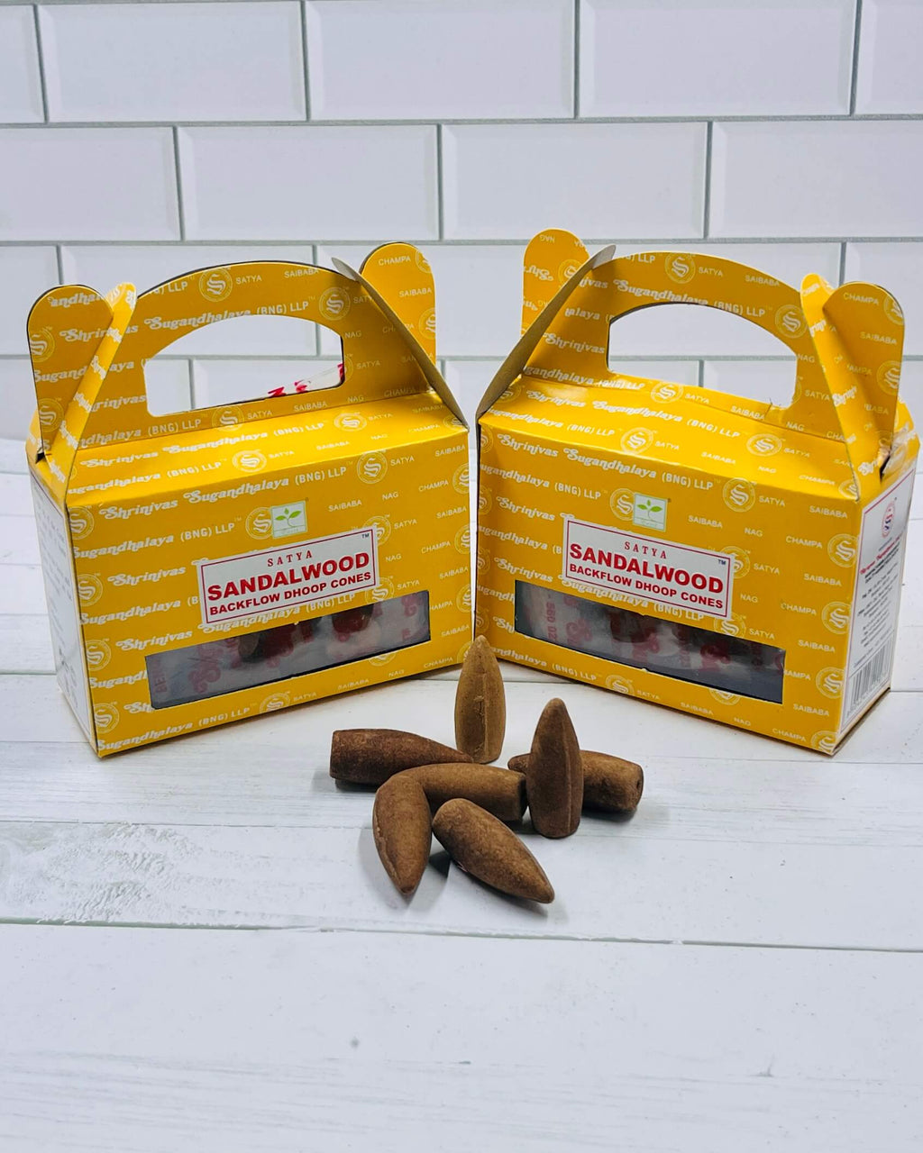 Satya SANDALWOOD Backflow Cones