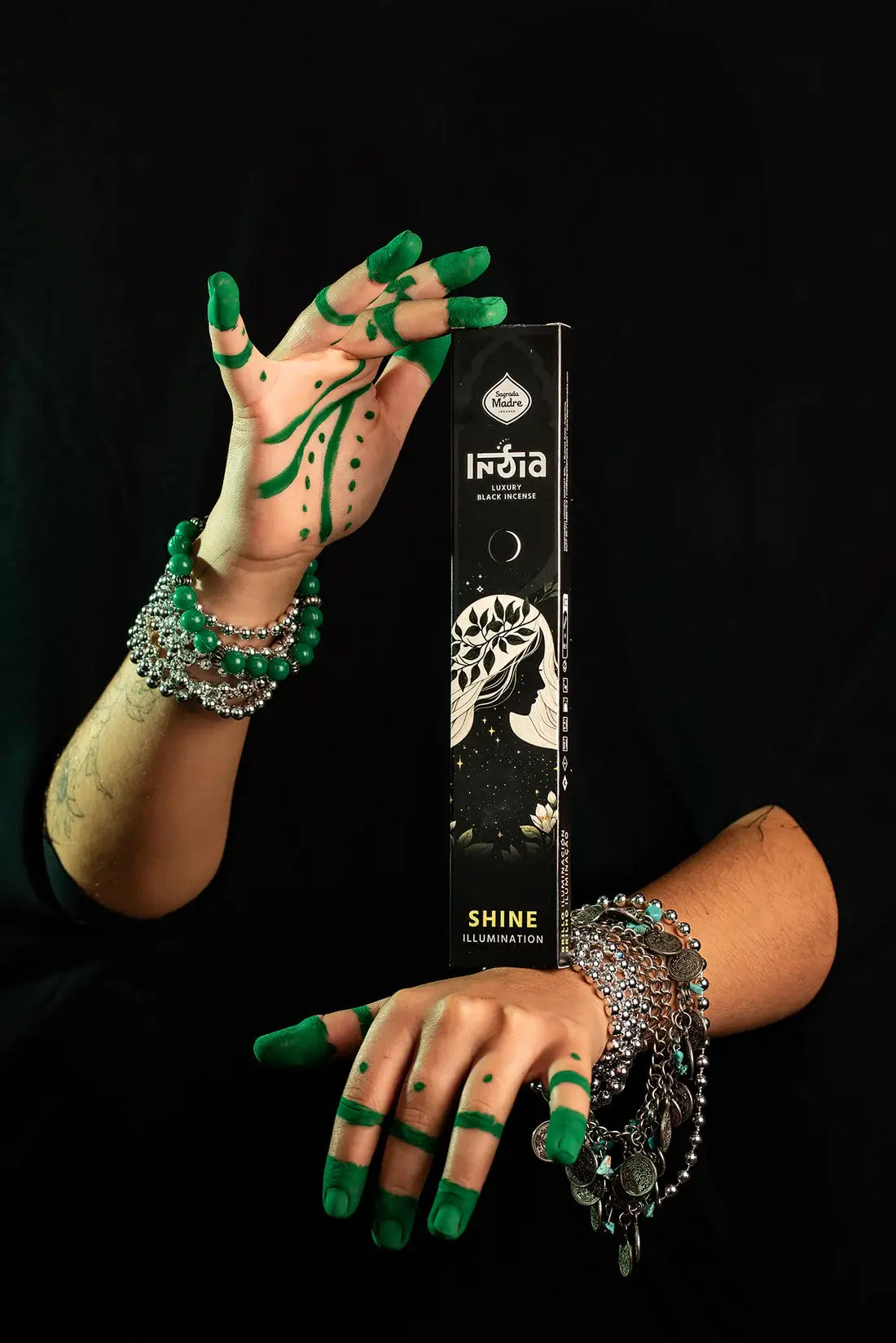 Sagrada Madre Luxury Black Incense SHINE for Illumination